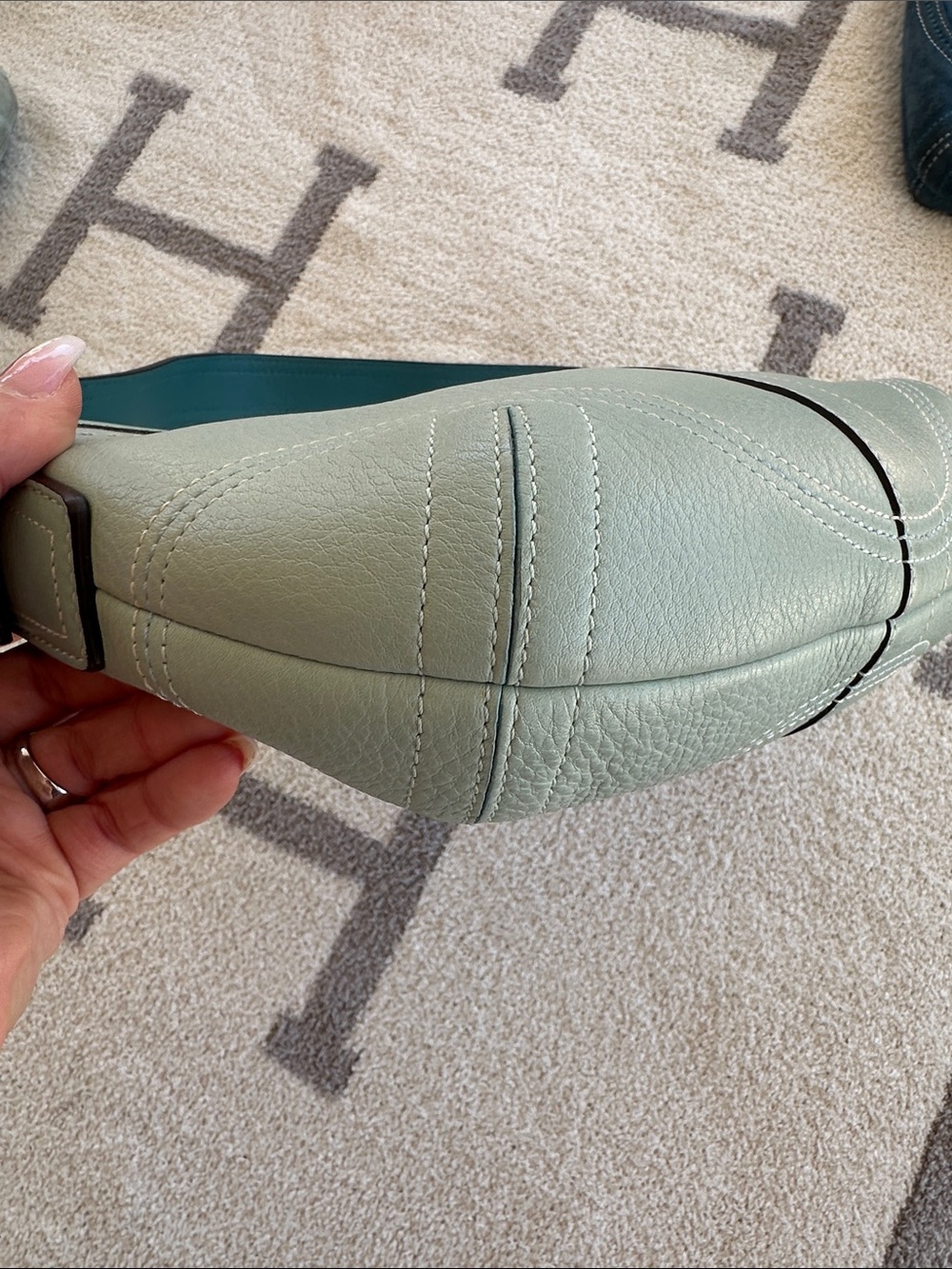 Mint Green Leather 2005 vintage Coach - Picture 5 of 11